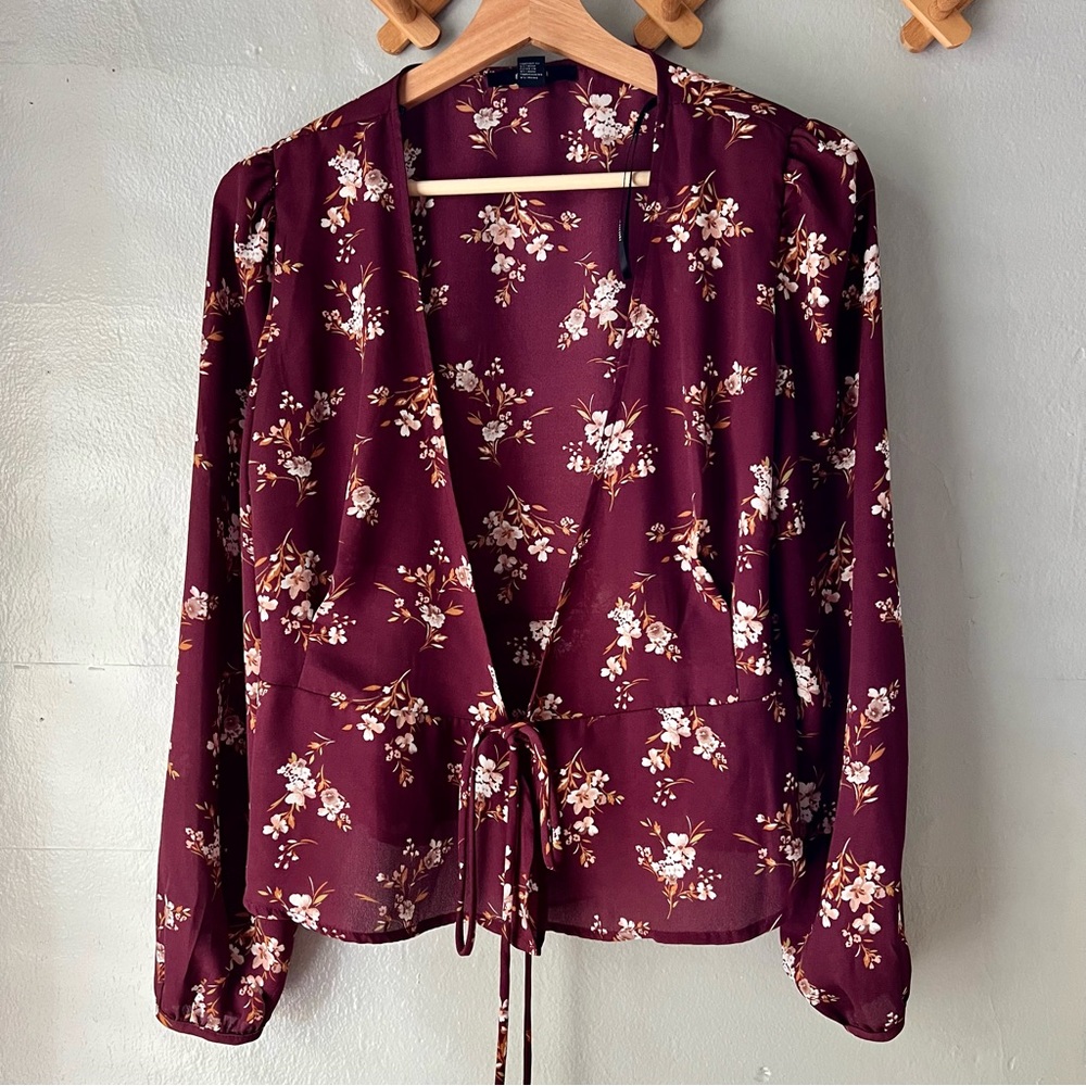 Floral Wrap Top 🌸